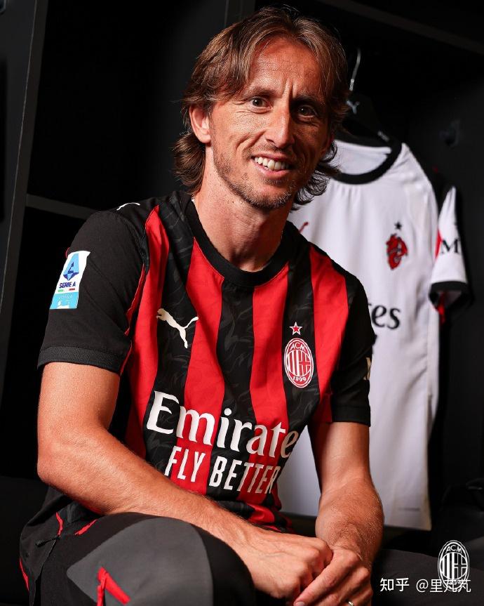 巴西记者：巴乙前锋克莱伯自由身加盟云南玉昆，签约两年