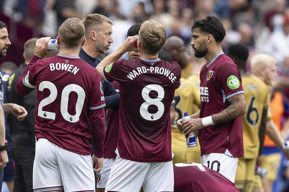 湖人浓眉哥篮下统治助力球队获胜