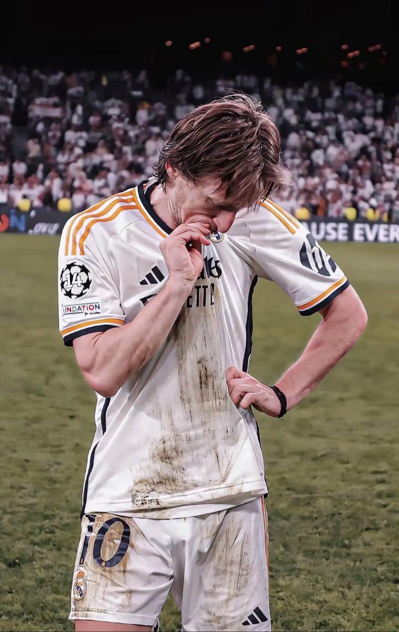 成都蓉城客场挑战神户胜利船，力争在亚冠赛场扭转颓势，力争晋级淘汰赛。